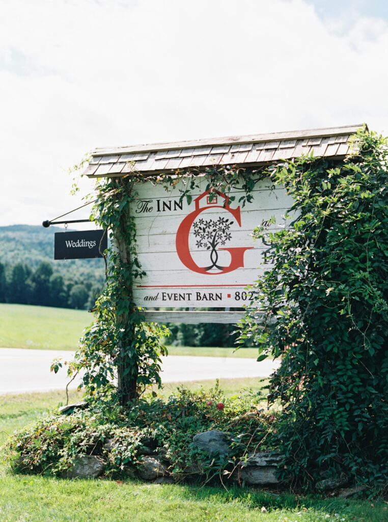the inn at grace farm welcome sign
